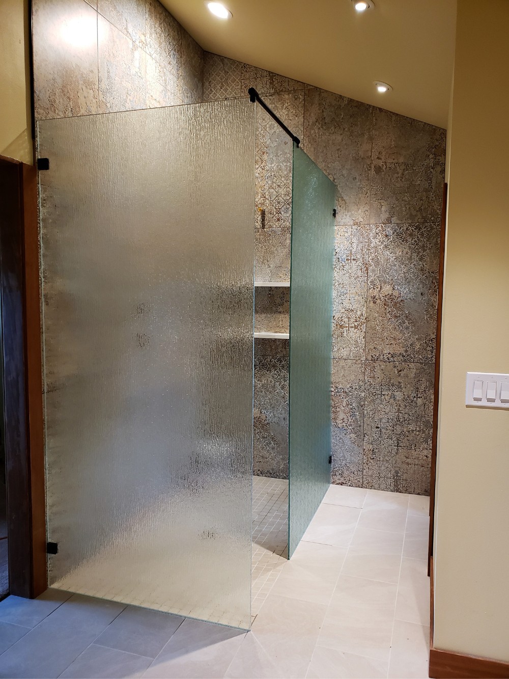Frosted glass shower doors Arizona